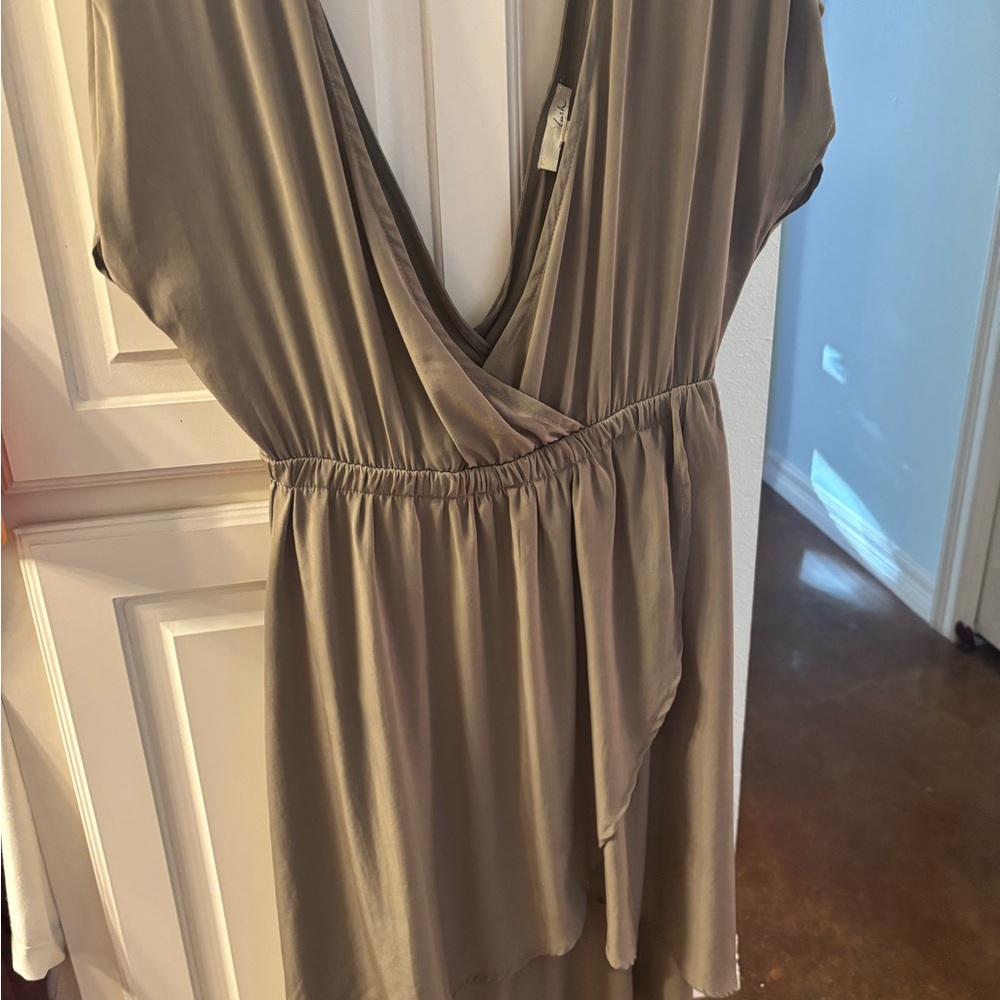 Lush Taupe Garment